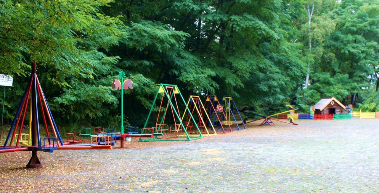 Park Lesny 'U Kaczyny' Hotel Rogow Exterior photo